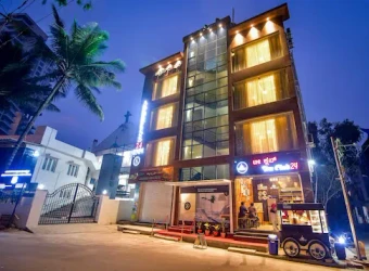 hotel with bar in hebbal, bangalore - address 24 inn