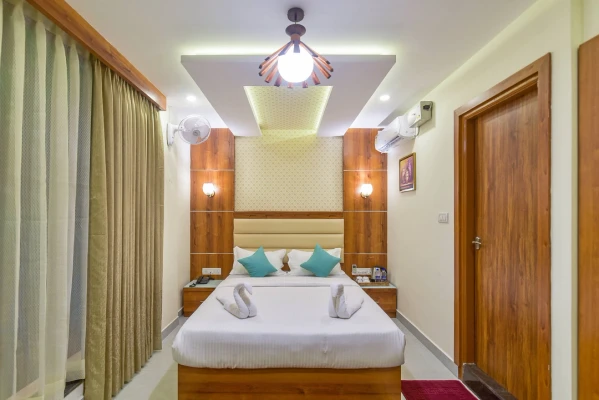 hotel in hebbal, bangalore for couples - address 24 inn