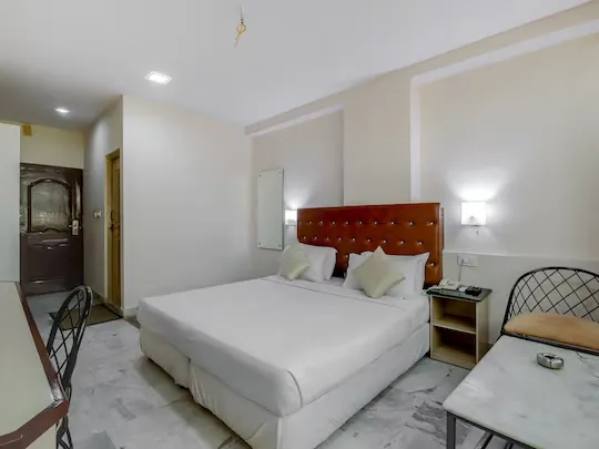 hotel near bangalore railway station - airavatha residency