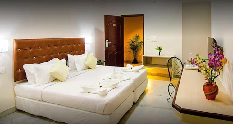 hotel with meeting room in kengeri, bangalore - airavatha residency