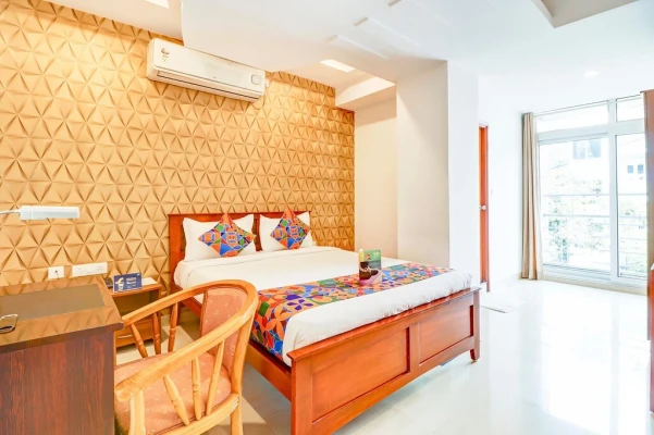 hotel with banquet hall in domlur, bangalore - apollo 27 rooms