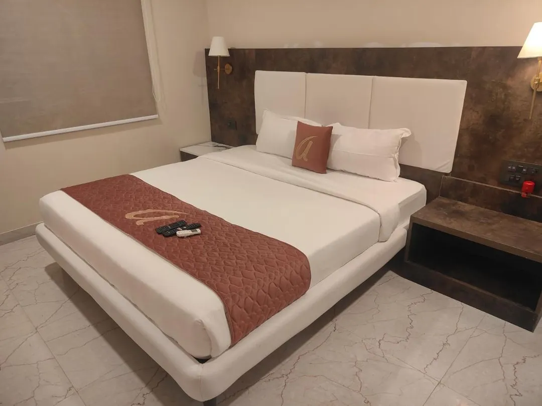 hotels for unmarried couples in astra hotels & suites hsr sector 7 bangalore