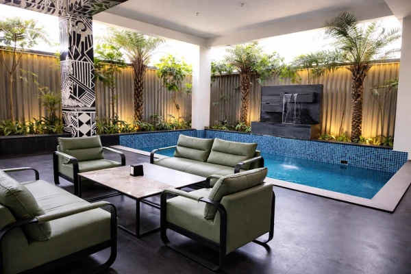 hotel with meeting room in banashankari, bangalore - atmosfera
