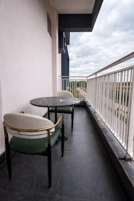 jacuzzi hotel in banashankari, bangalore - atmosfera