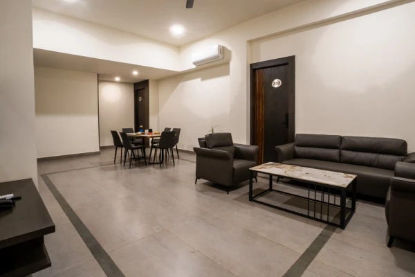 jacuzzi hotel in banashankari, bangalore - atmosfera