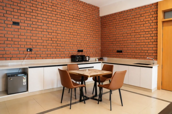 jacuzzi hotel in banashankari, bangalore - atmosfera