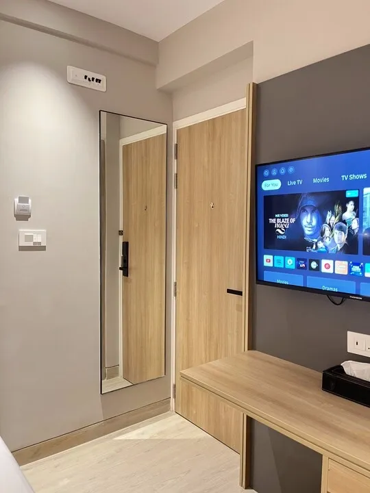 best luxury hotel in axon bellandur 2 bangalore