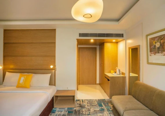 hotel with banquet hall in sankey road, bangalore - bloom boutique bengaluru palace road
