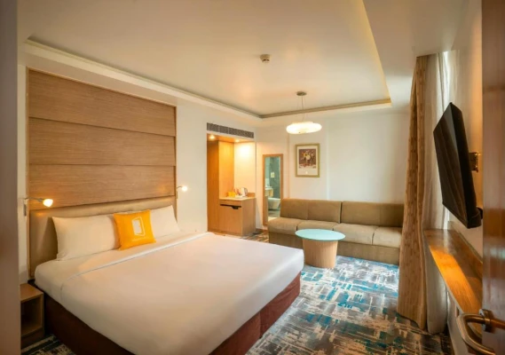 jacuzzi hotel in sankey road, bangalore - bloom boutique bengaluru palace road