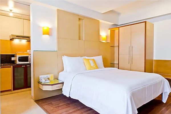 best luxury hotels in bloom hotel - cmh road indiranagar bangalore