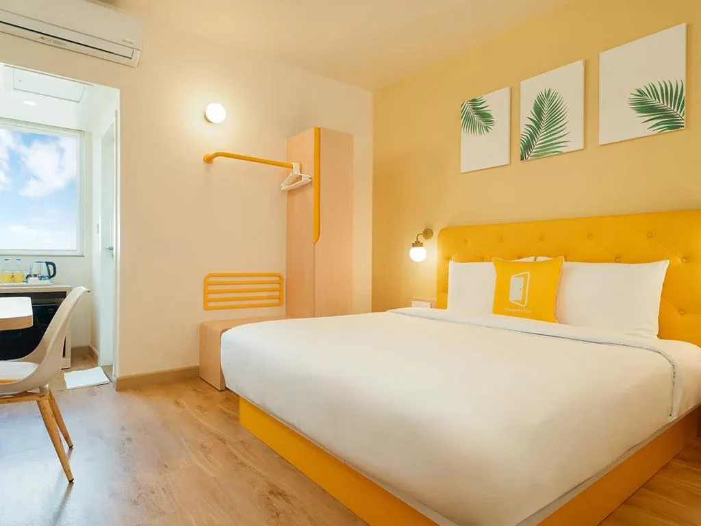 best luxury hotel in bloom hotel jayanagar bangalore