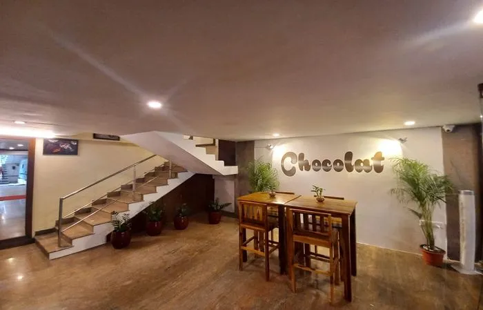 best hotels for few hours in chocolate house bangalore