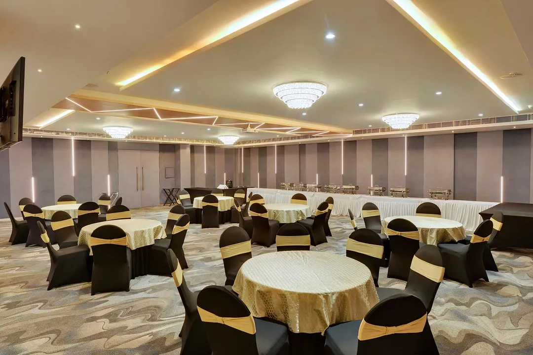 best corporate hotels in clarion hotel bangalore