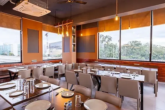 best unmarried couple friendly hotels in dhisha inn hotel bangalore