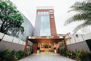 hotels for unmarried couples in dhisha inn hotel bangalore