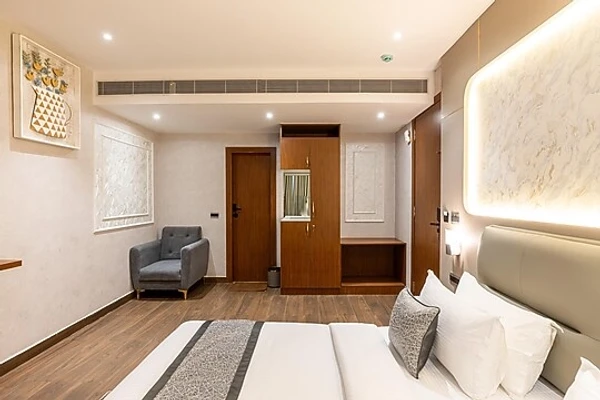 best couple friendly hotels in dhisha inn hotel bangalore