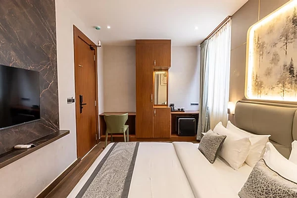 best 24 hours check in hotels in dhisha inn hotel bangalore