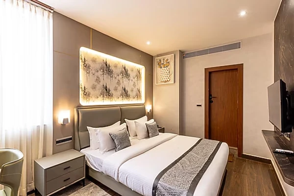 tourist hotels in dhisha inn hotel bangalore