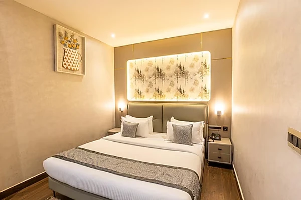best hotel stay in dhisha inn hotel bangalore