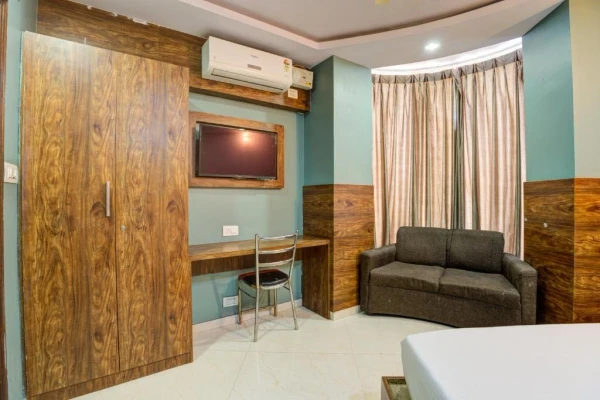 hotel with gym in madiwala, bangalore - diamond palace