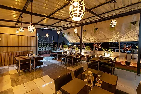 flexible hotel booking in earth hotel domlur bangalore