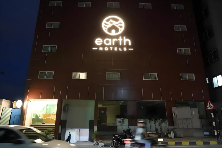 Earth Hotel Brookefield