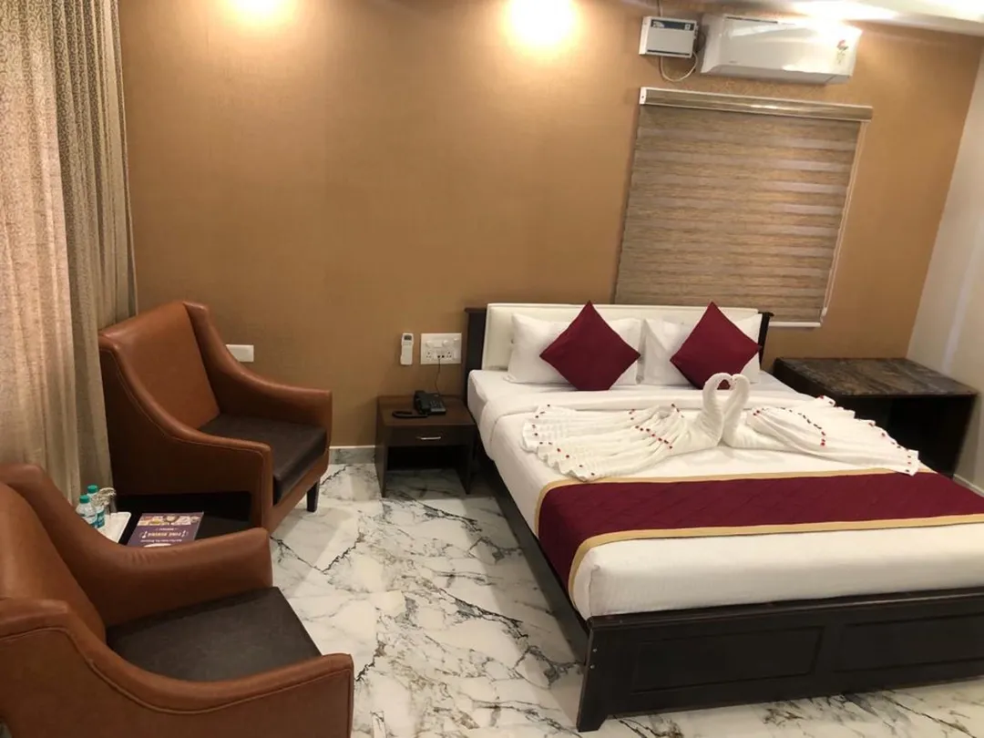hotel with gym in attibele, bangalore - eshanya comforts