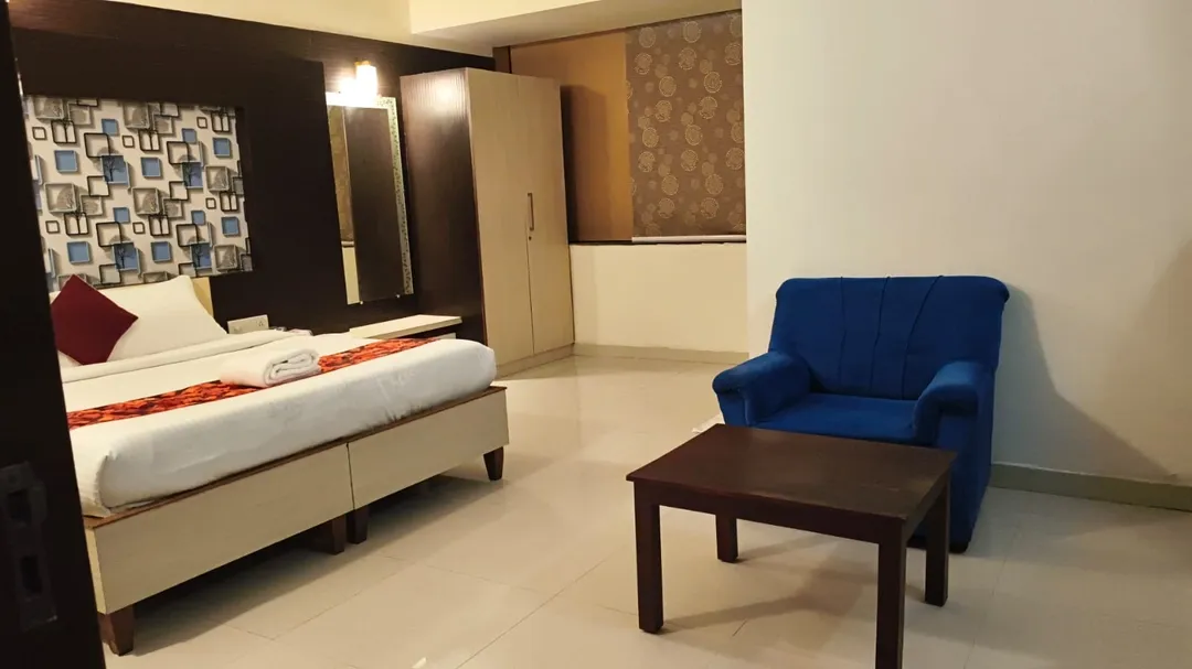 24 hours check in hotels in fortune plaza bangalore
