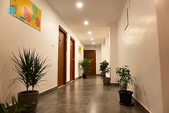 hotel with meeting room in rajarajeshwari nagar, bangalore - global heritage hotel