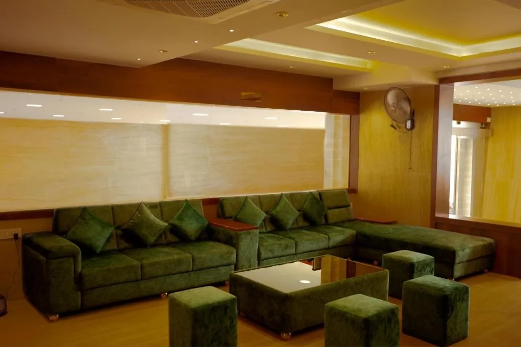 jacuzzi hotel in kalyan nagar, bangalore - golden fortune suites hotel