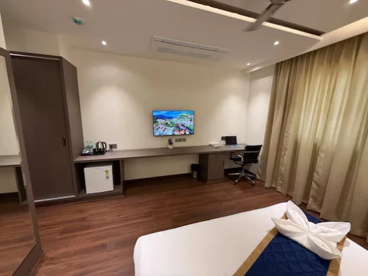 star hotels in golden suites bangalore