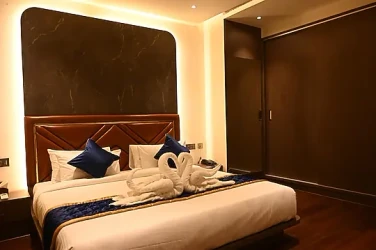 best day hotels in golden suites bangalore