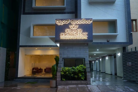 hotel with gym in malleshwaram, bangalore - grand continent malleshwaram a sarovar portico hotel
