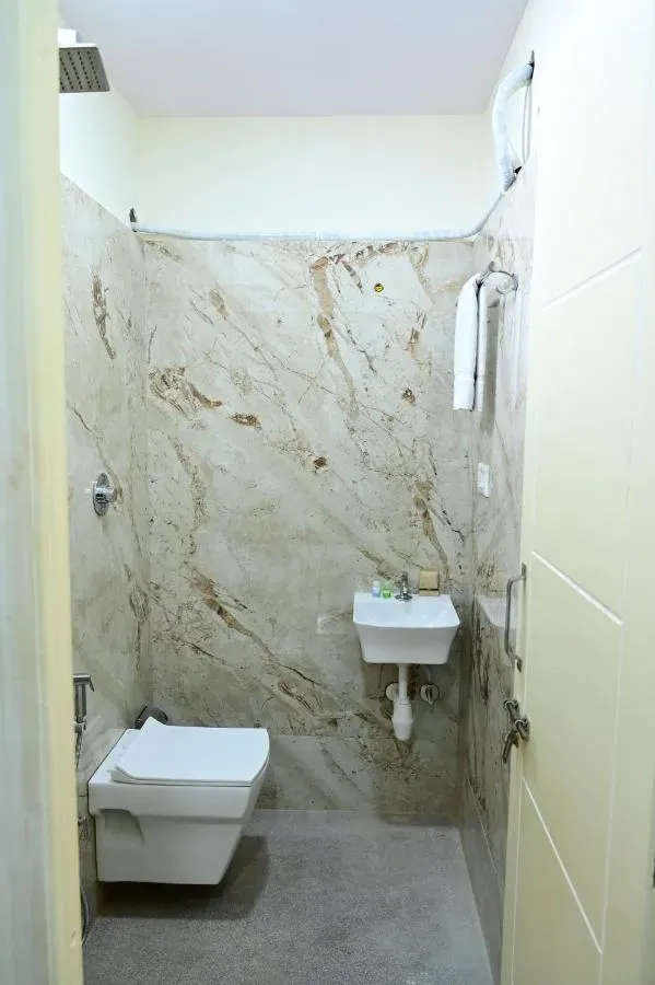 couple friendly hotels in grand temple tree bangalore