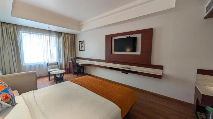 3 star hotel in marathahalli, bangalore - high rise suites