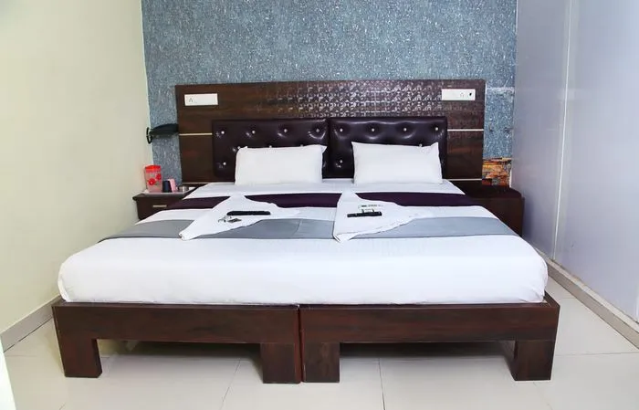 honeymoon hotels in hkh comforts bangalore