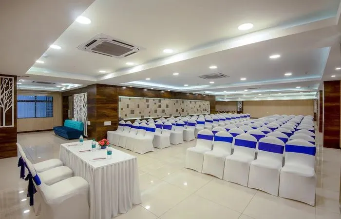 best luxury hotel in hotel blue ocean residency bangalore