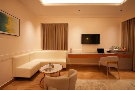 honeymoon hotels in hotel california bangalore