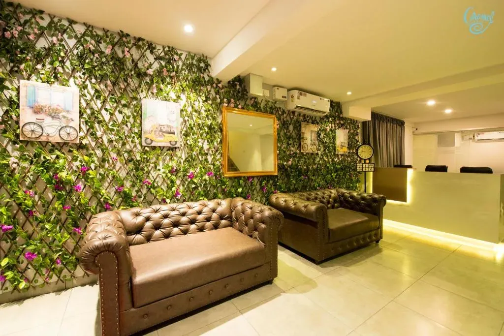 hotel with bar in ashwath nagar, bangalore - hotel caramel