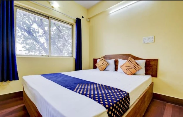 hotels for few hours in hotel crystal homes kalyan nagar bangalore