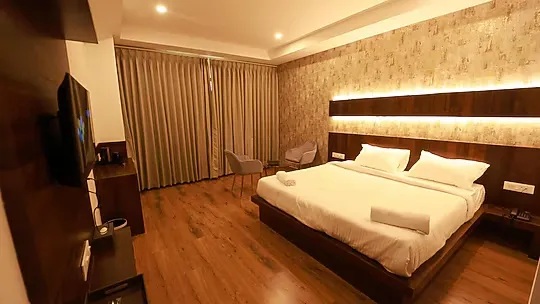 honeymoon hotels in hotel dwaraka bangalore