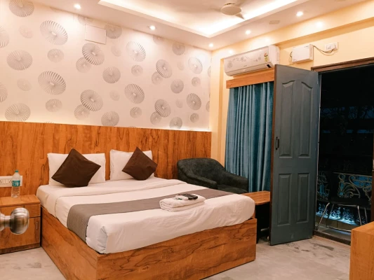 jacuzzi hotel in koramangala, bangalore - hotel gs suites koramangala