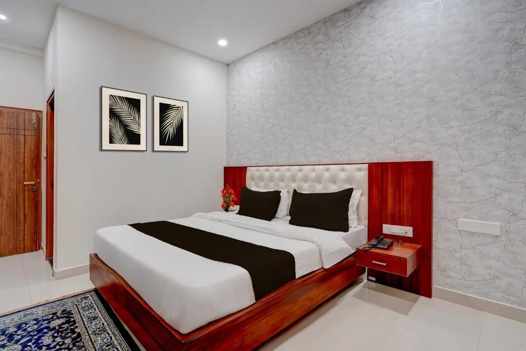 five star hotels in hotel lakewood bangalore