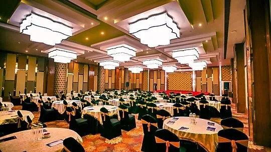 hotel in yeshwanthpur, bangalore for couples - hotel leroy grand yeshwanthpur