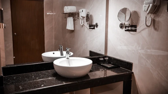 hotel with swimming pool in yeshwanthpur, bangalore - hotel leroy grand yeshwanthpur