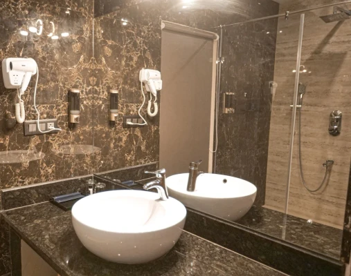 hotel near bangalore railway station - hotel leroy grand yeshwanthpur