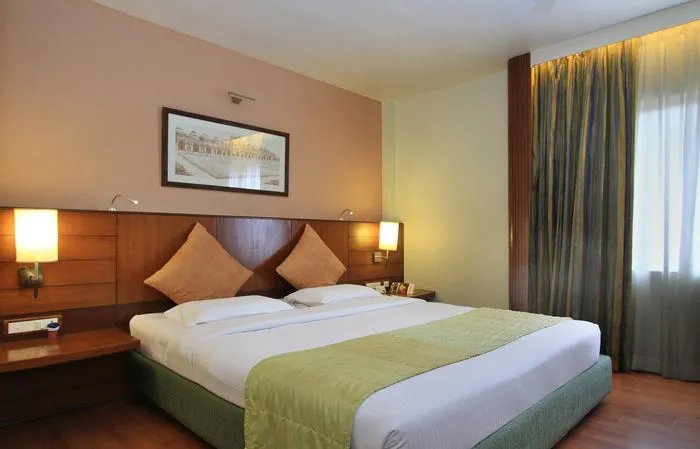 hourly stay in la sara grand bangalore