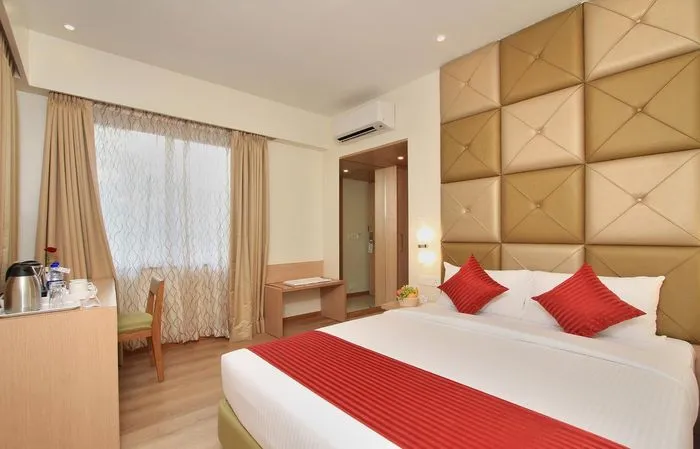 cheap and best hotels in la sara regent bangalore