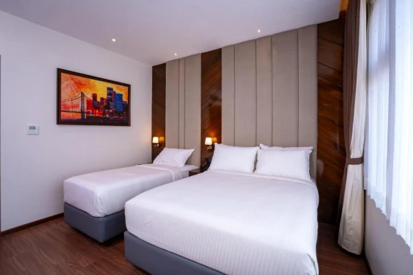 jacuzzi hotel in madiwala, bangalore - hotel paramos meeds