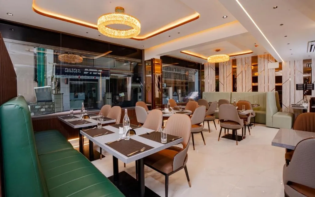 hotel with meeting room in madiwala, bangalore - hotel paramos meeds